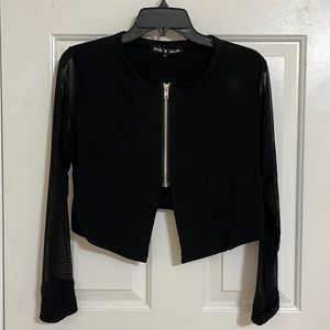 Lightweight jacket. Silver zipper. Longer in front. Mesh long sleeve.